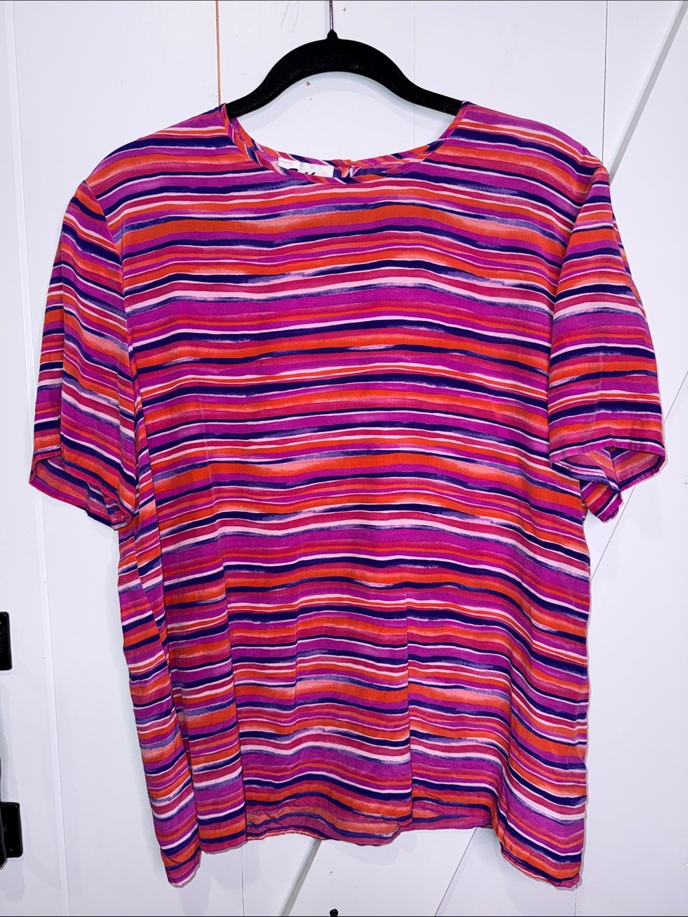 Preloved. 🩷Jan Leslie Fuchsia & Orange Striped Short Sleeve Silk Top Fits like L